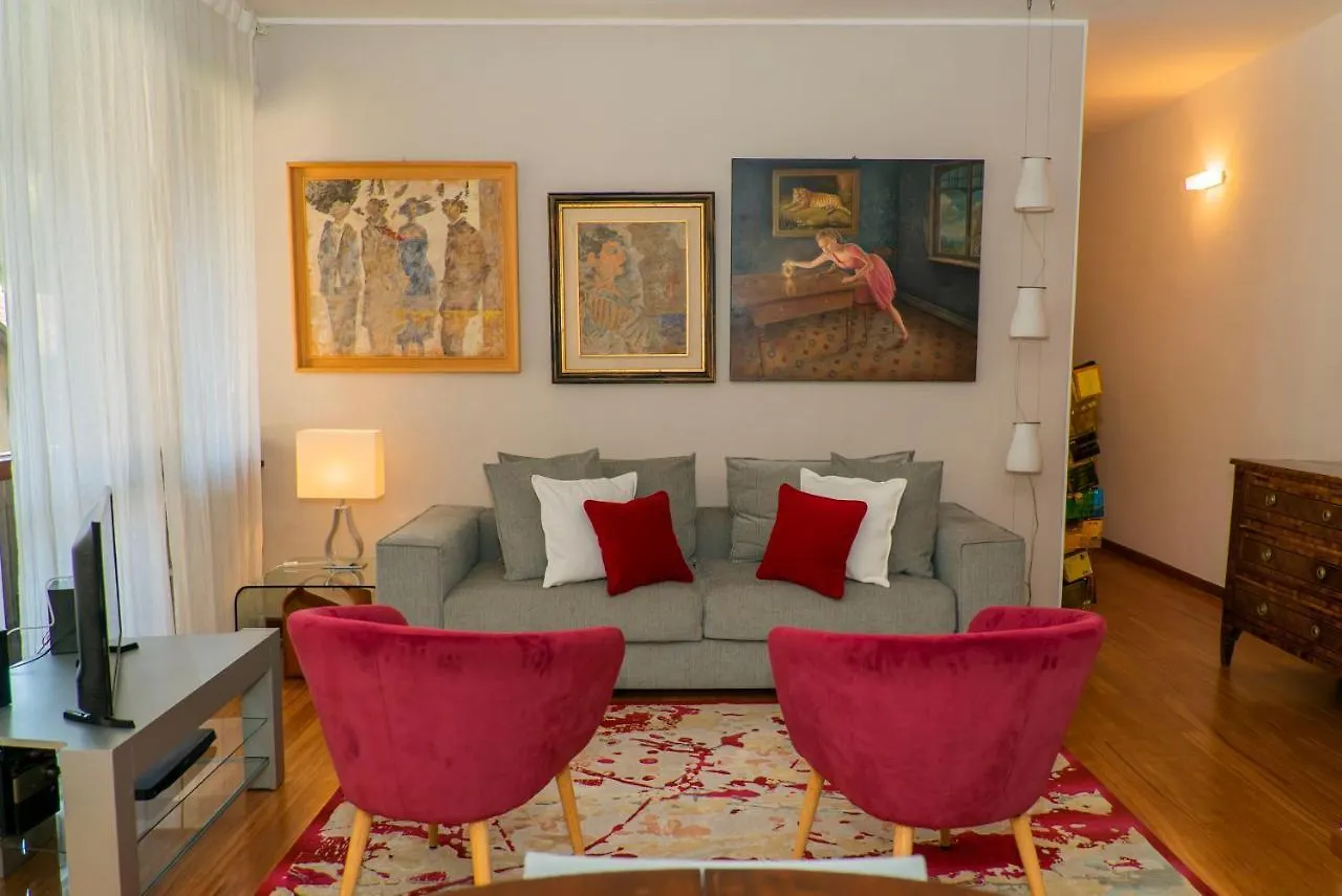 Trilocale Como Centro, Esclusivo 100 Mq Con 3 Balconi Apartment