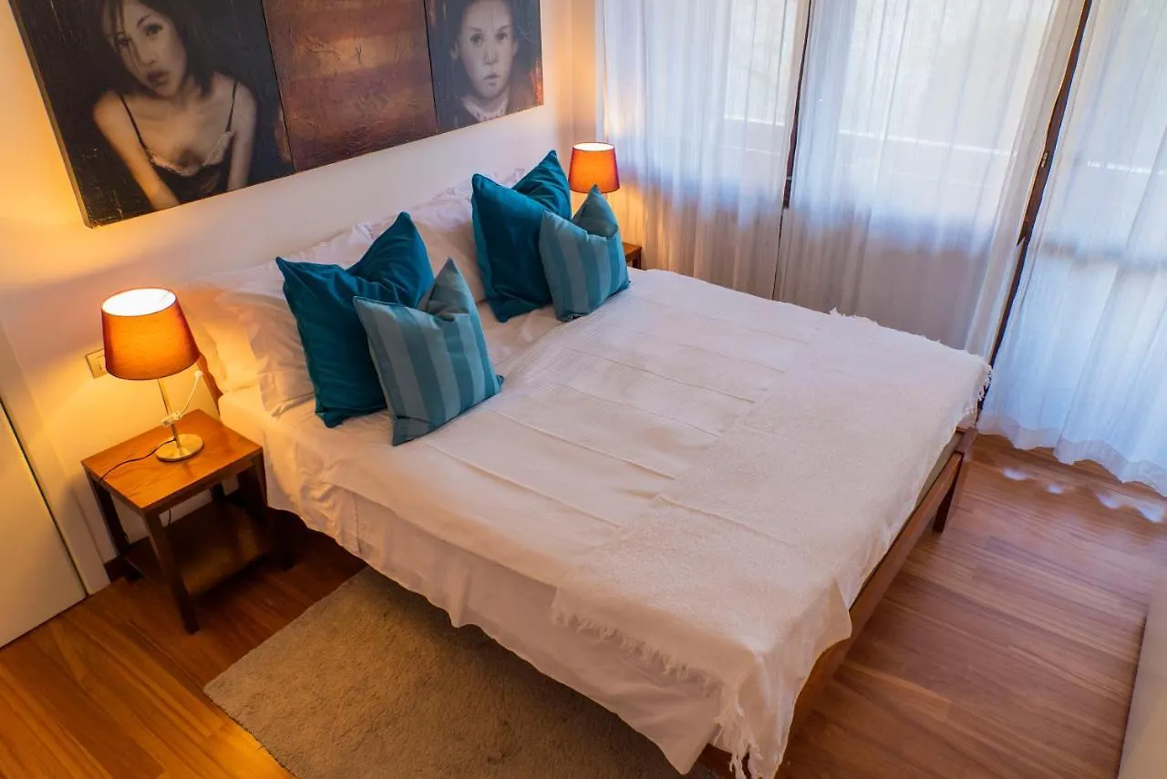 Trilocale Como Centro, Esclusivo 100 Mq Con 3 Balconi Apartment